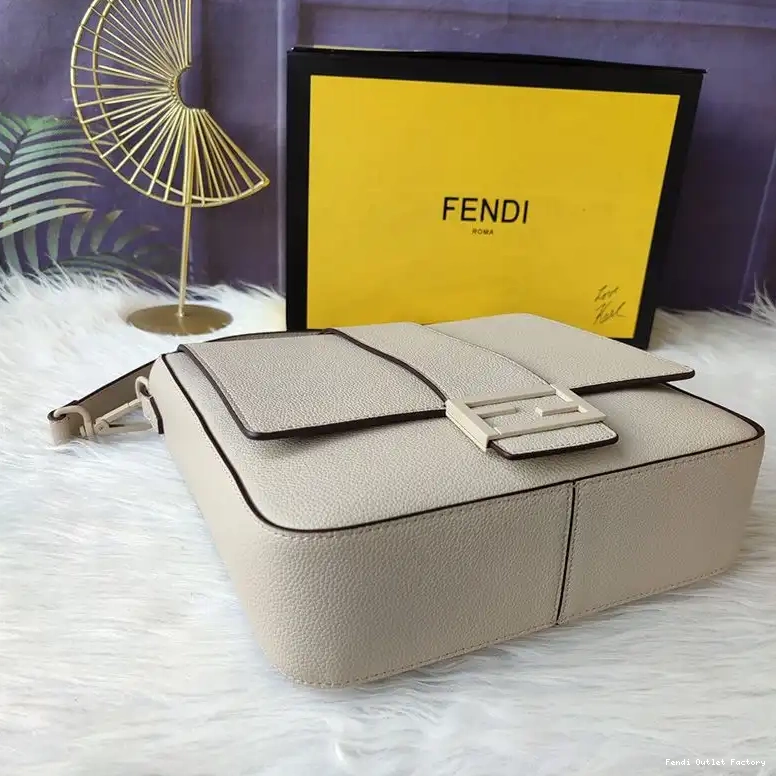 Affordable HOT Fendi Medium Baguette Leather Beige In Cuoio Messenger Romano 0616